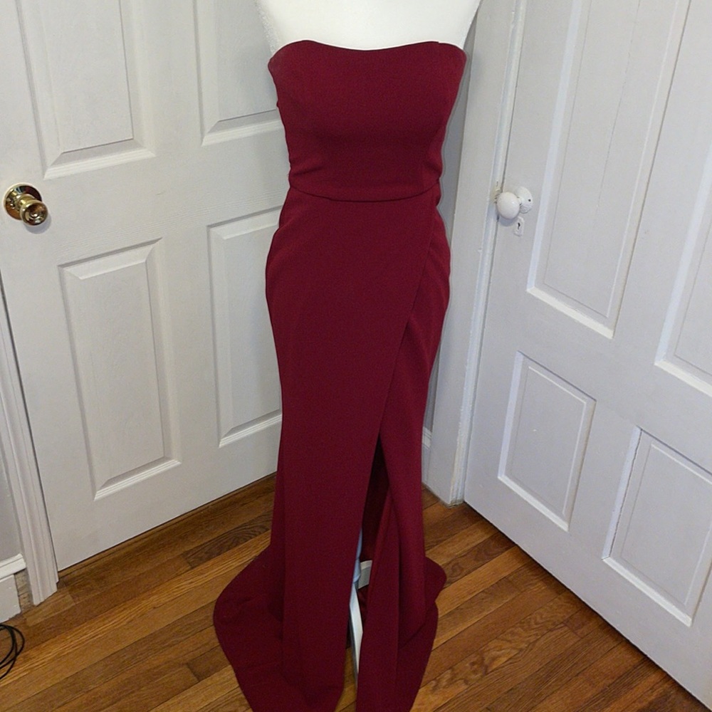 BURGUNDY strapless La Femme Evening gown